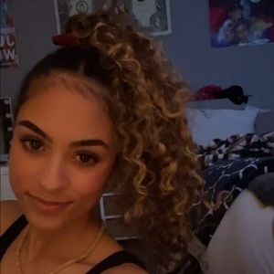 Meet your Posher, Tierra